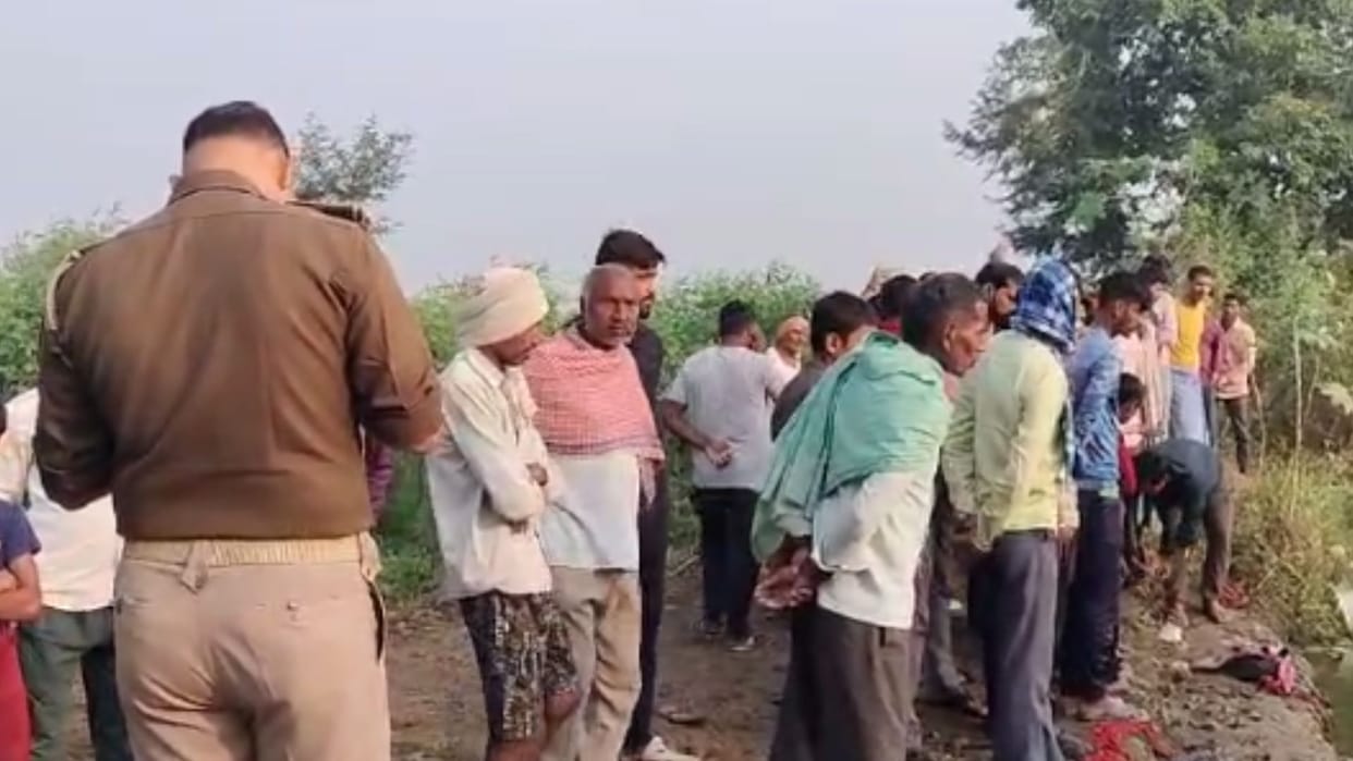 Four girls drowned in Chandauli bodies of two found tragic accidents one was saved by boatmen chaos ensued