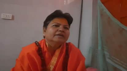 जगद्गुरु हेमानंद सरस्वती, महिला शंकराचार्य।