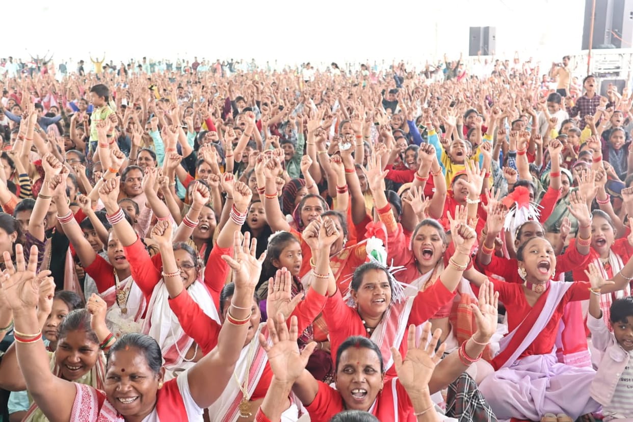 Indore: Mohan Giri said – incomparable contribution of tribal society in protecting the religious culture of I