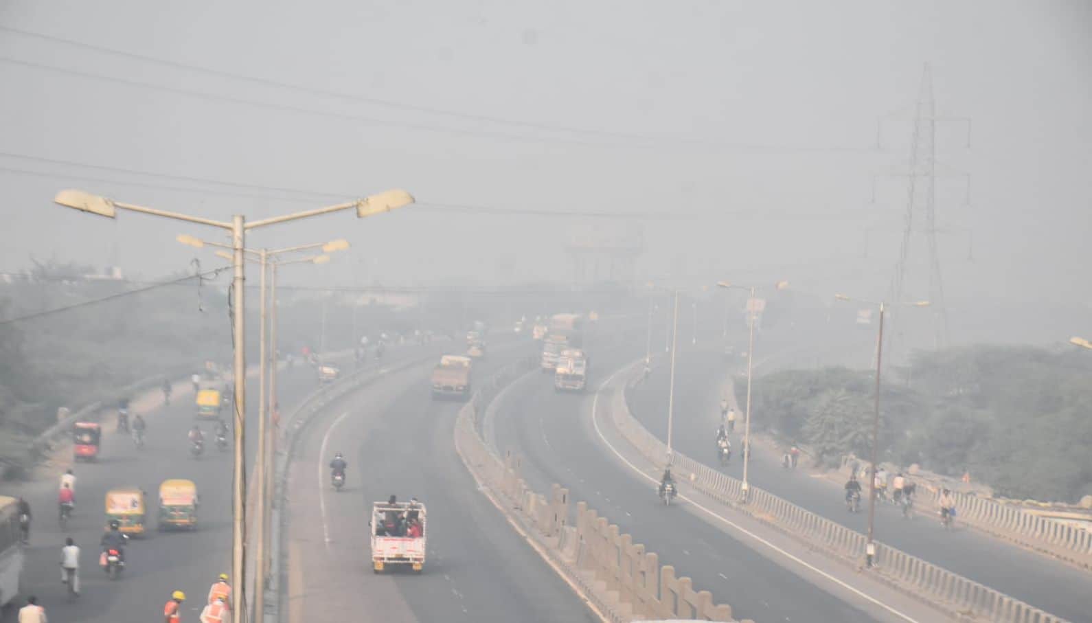 Kanpur Weather Daytime temperature drops by 5.3 degrees Visibility on the highway becomes zero