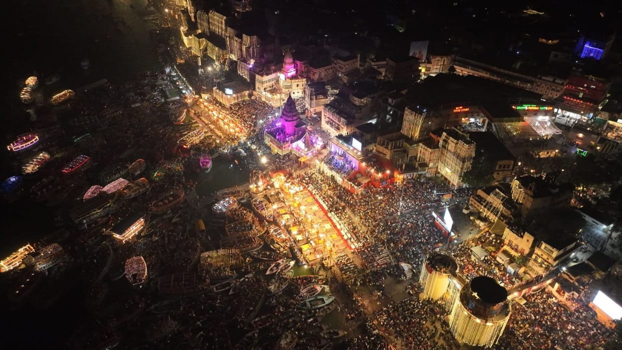 Dev Deepawali 2024 In Varanasi live update dev diwali grand celebration of ganga ghat in kashi