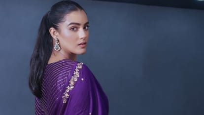 काव्या थापर