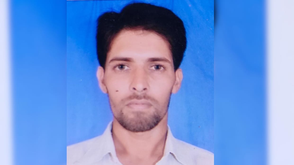 Azamgarh News dead body found hanging some distance from house chaos ensued
