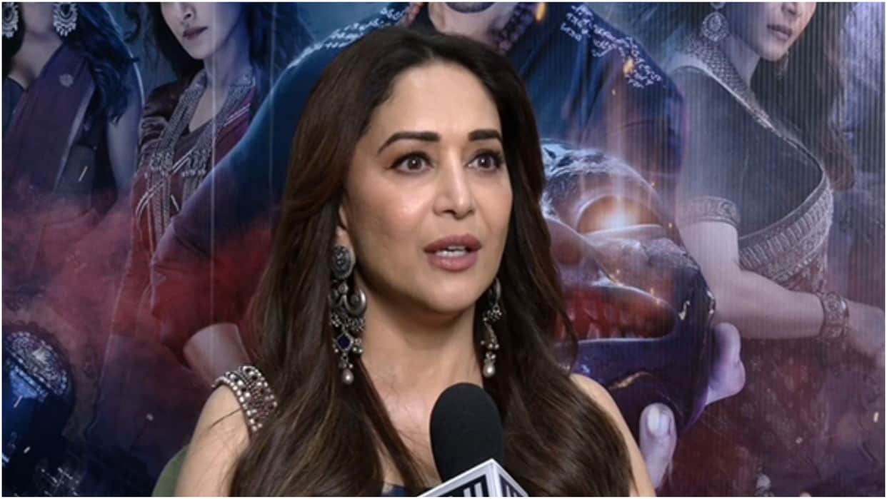 Madhuri Dixit shares tezaab movie song ek do teen shooting story said energy from the crowd was unbelievable