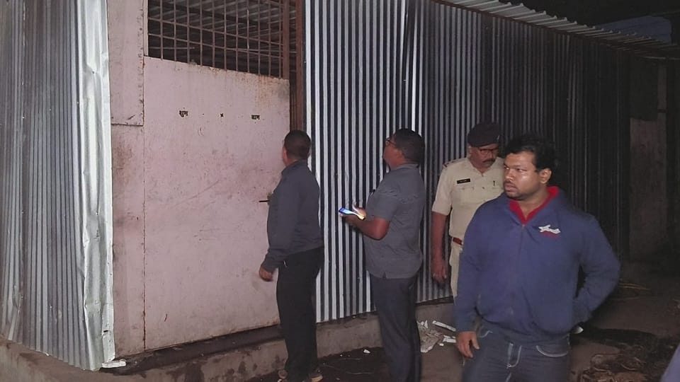 Fake cheese factory exposed SDM arrived with police and sealed it in Durg