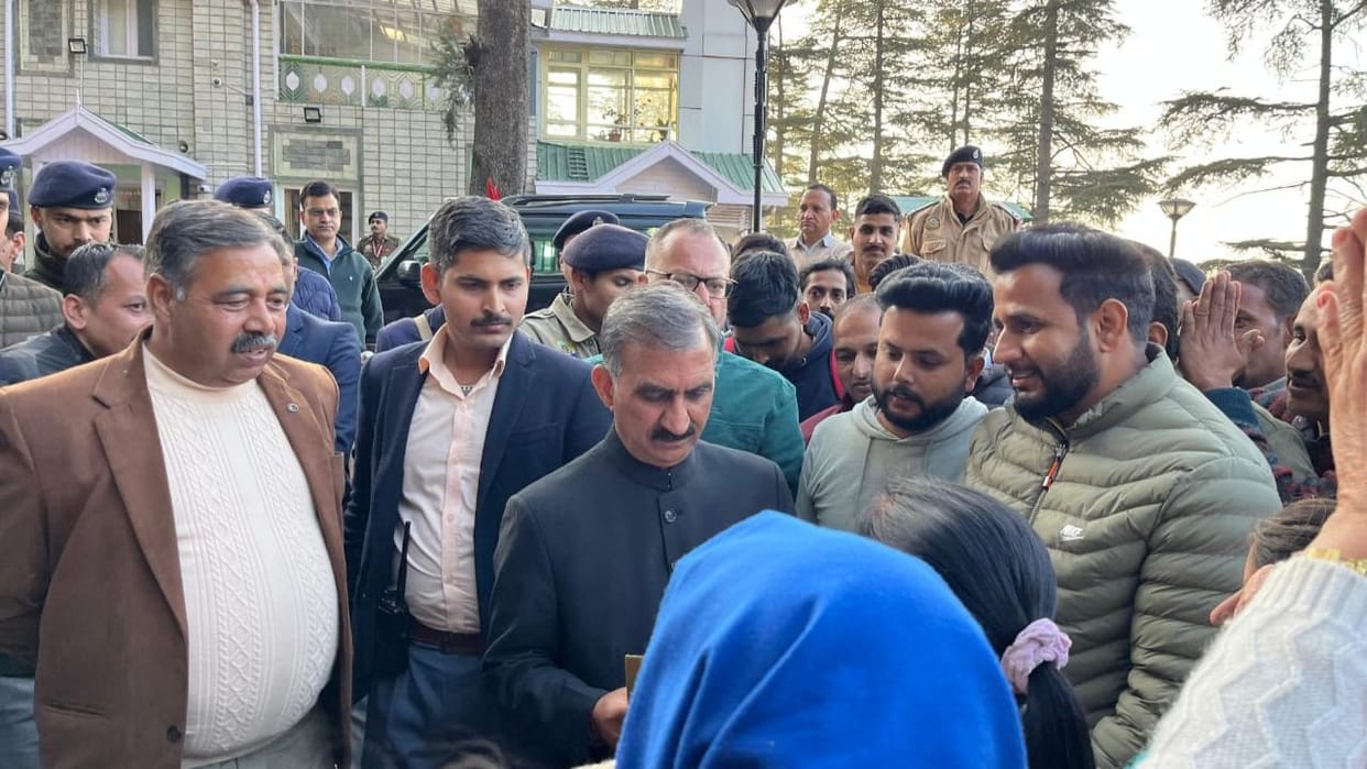 Himachal News Compassionate dependents met CM Sukhu demanded jobs