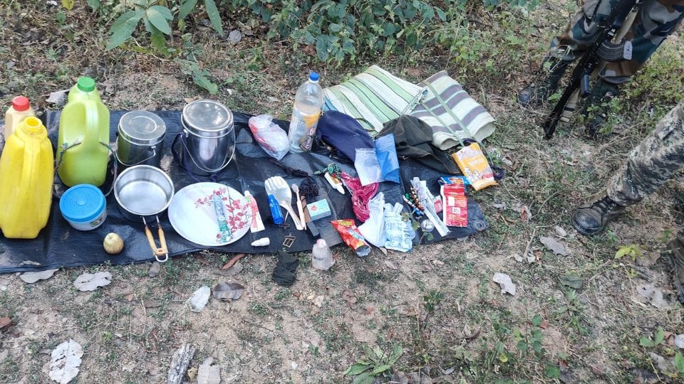 Encounter broke out between police and Naxalites in Khursekala forest Chhattisgarh