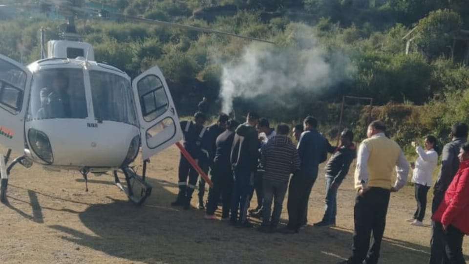 Vehicle fell into 200 meter deep ditch in Nandprayag Chamoli father and daughter died