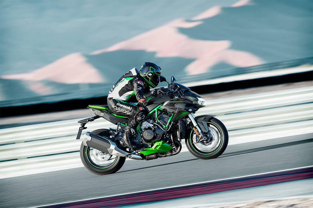 Kawasaki India launches 2025 Z H2 and Z H2 SE Motorcycle Know Price Features Specifications Details