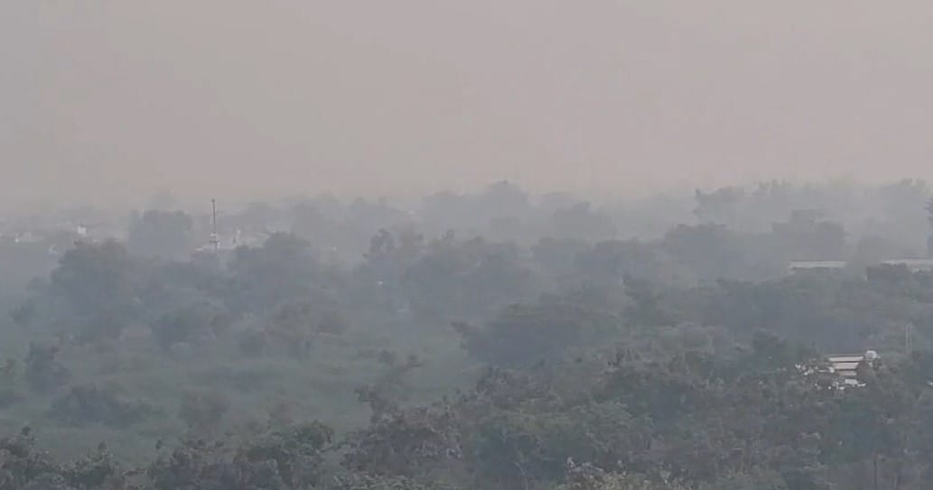 Weather Update: Delhi's fog covered Kanpur, temperature dropped by five degrees