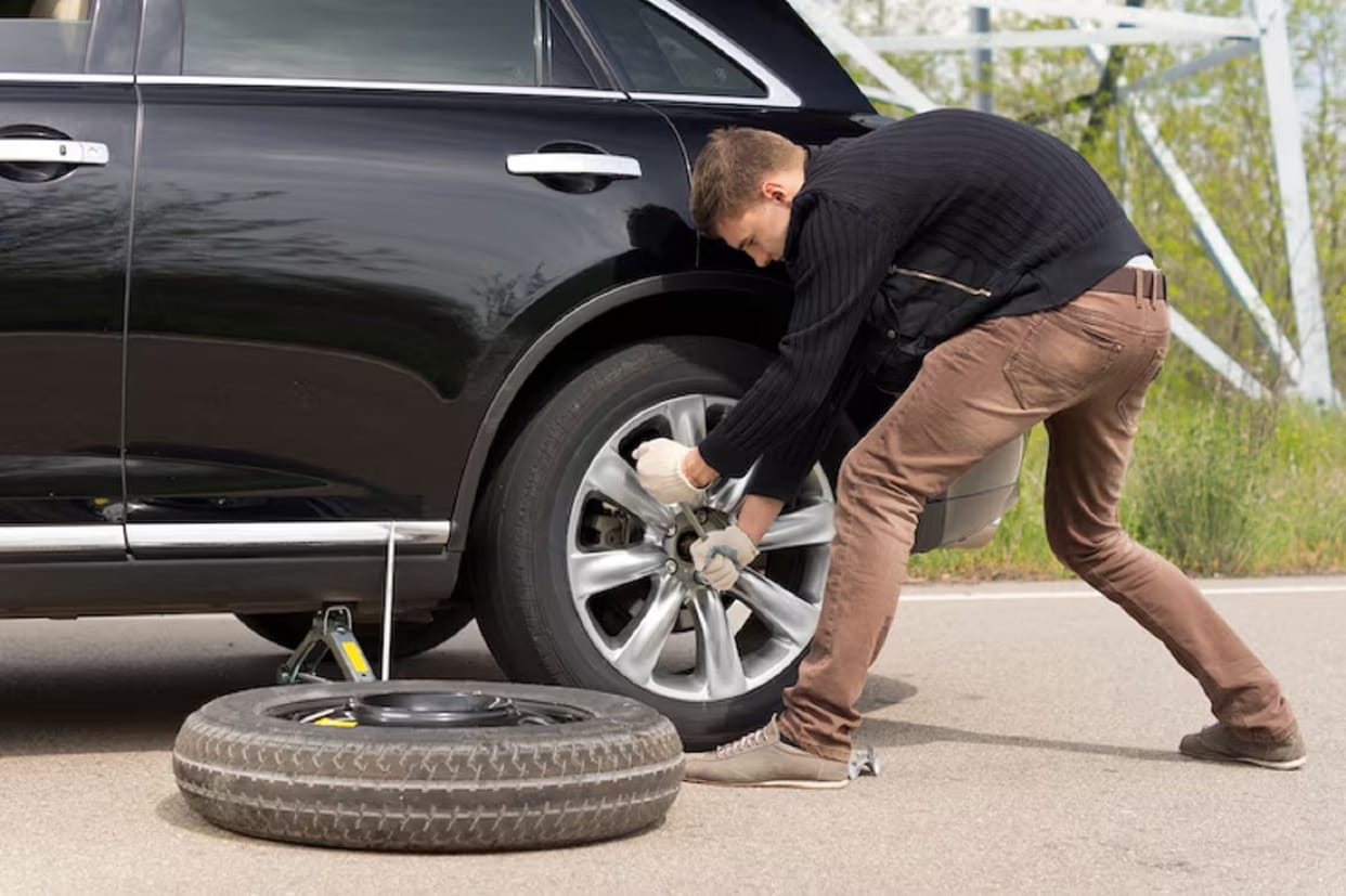 how to fix car tyre puncture car care tips in hindi