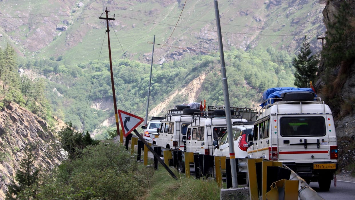 environmental crisis in himalayan range and char dham yatra and vehicles