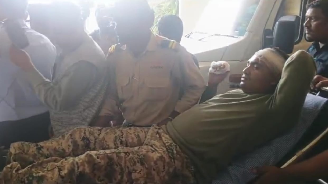 Encounter between security forces and Naxalites, five Maoists killed, injured soldiers airlifted to Raipur