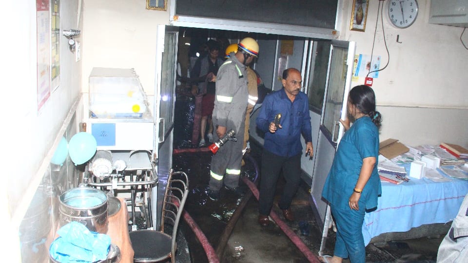 jhansi tragedy Fire In Medical College 10 newborn babies die update news in hindi