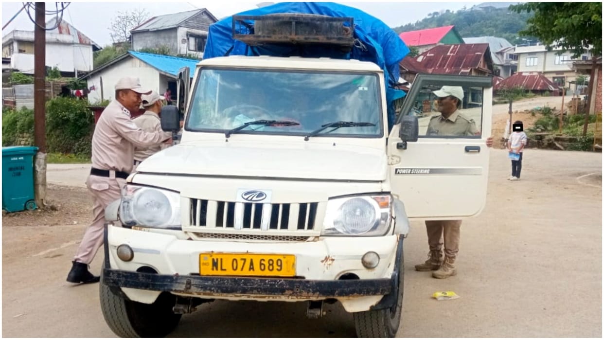 Protests turn violent in Manipur protesters try to attack CM N Biren Singh residence Latest News Update