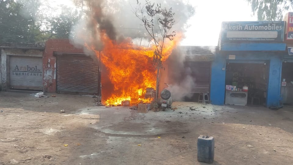 Fire broke out in junk shop in Pathankot