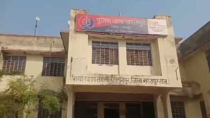 Bharatpur News : पुलिस ने खूंखार अपराधी पर 25 पैसे का इनाम घोषित किया, अपराधियों में दहशत का माहौल Bharatpur News: Police announced a reward of 25 paise on the criminal, an atmosphere of panic among criminals