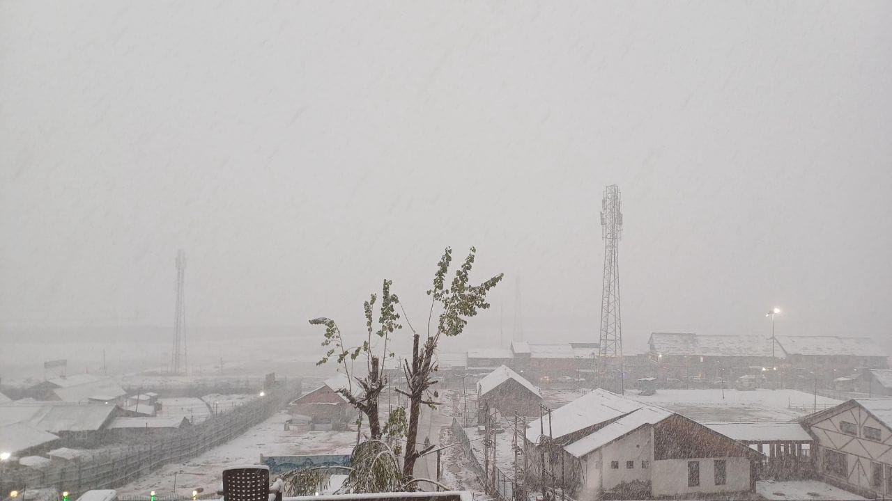 Srinagar Snowflow The beauty of Jammu and Kashmir