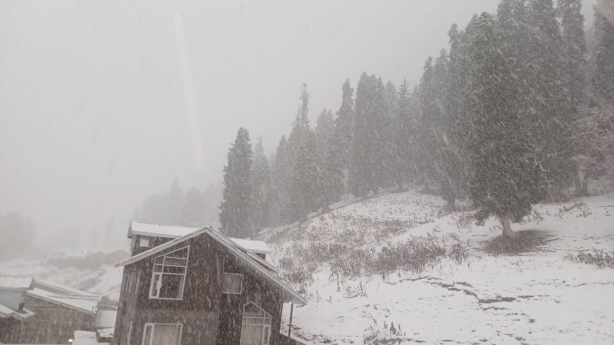 Weather: Severe cold in Kashmir before Chille Kalan