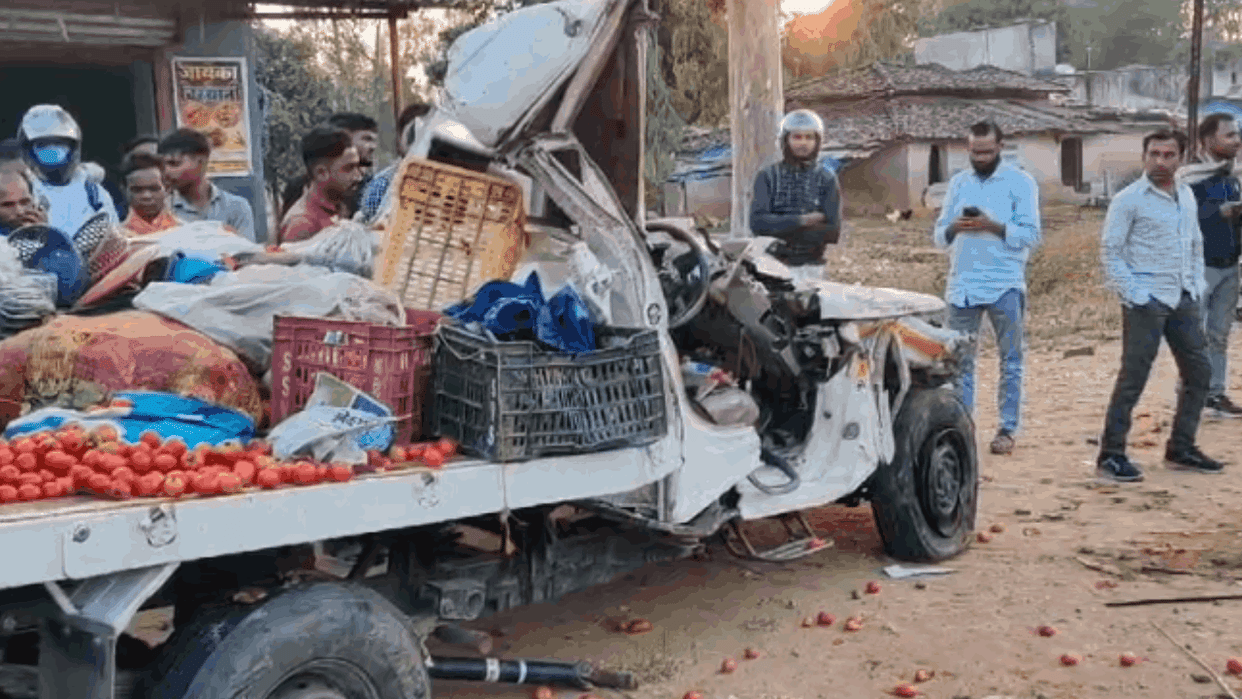 Two killed in a horrific road accident in Korea, Chhattisgarh