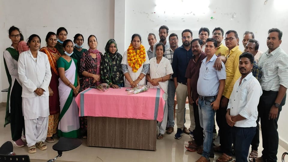 स्वास्थ्य कर्मचारी संघ में शामिल हुईं ममता