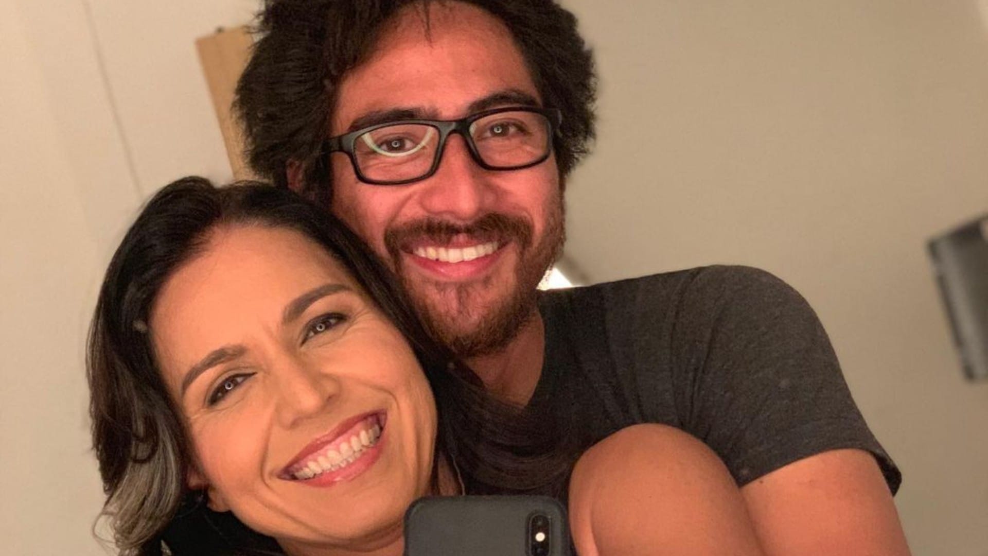 Tulsi Gabbard fell in love with film director Abraham Williams also has connection with films with politics