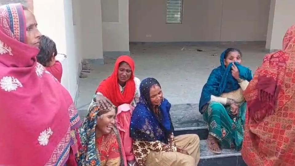 Bijnor Mother-Daughter Suicide: both commit suicide after seeing sons WhatsApp status