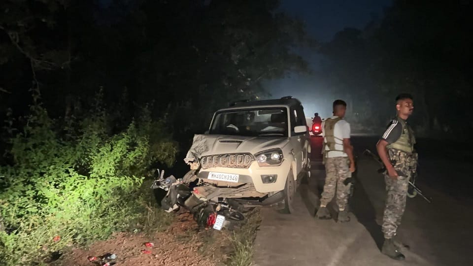 young man returning after filling out CRPF recruitment form was crushed by car died on spot in Jagdalpur