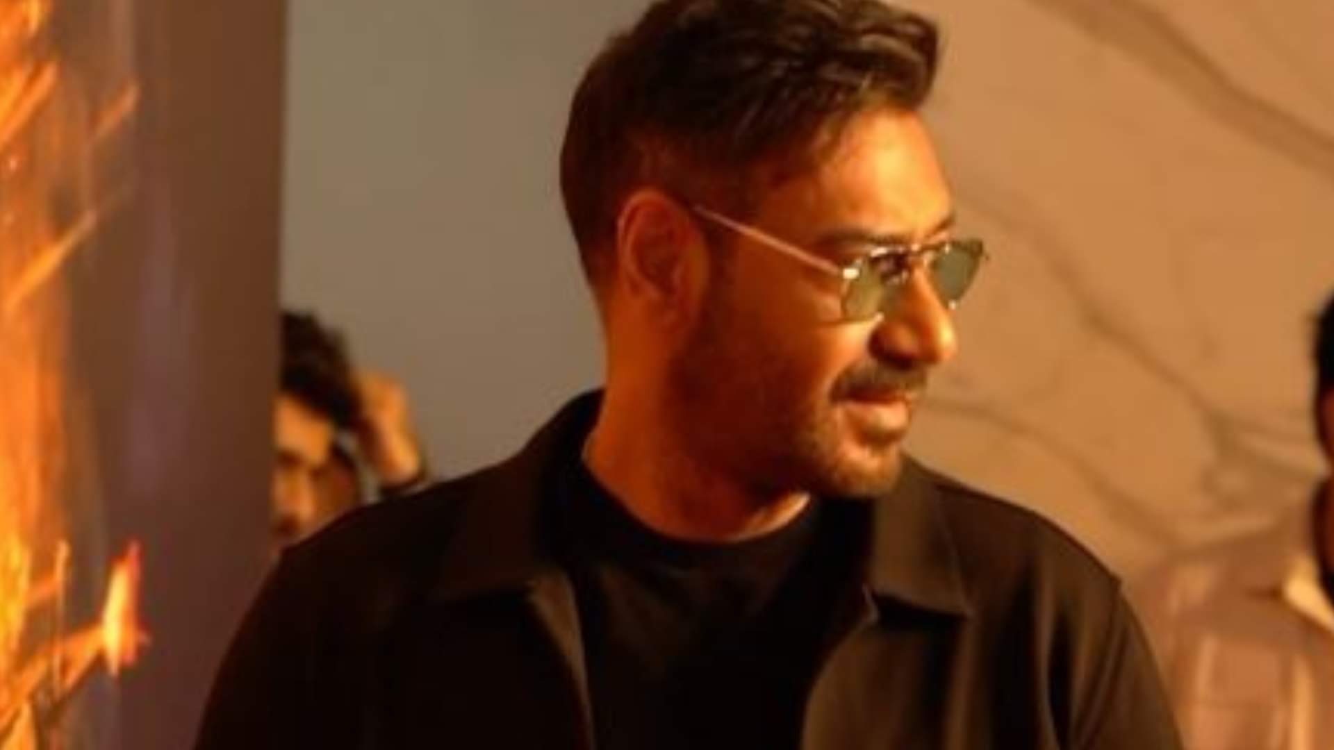 Ajay Devgn biggest flop film was remake of a blockbuster movie 68 crore rupees Himmatwala as per report