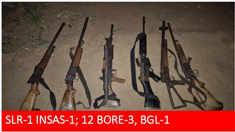 बरामद किए गए हथियार