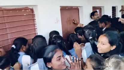 girl students created ruckus after seeing camera in school bathroom in sonbhadra