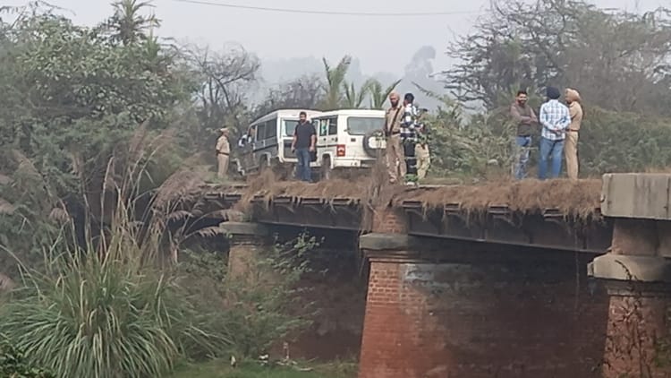 Police Encounter In Mohali Robbery Gang Kingpin Satpreet Satti Arrested On Other Absconding – Amar Ujala Hindi News Live