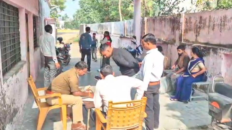 accused beat young man to death after an argument over asking for bike In Shravasti
