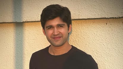 Actor Karanvir Malhotra wife Sonali Malhotra cheated for Rs 65000 committed fraud hacking sonali mother phone