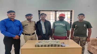 Police found 30.17 lakh rupees during checking interrogation continues in Kabirdham