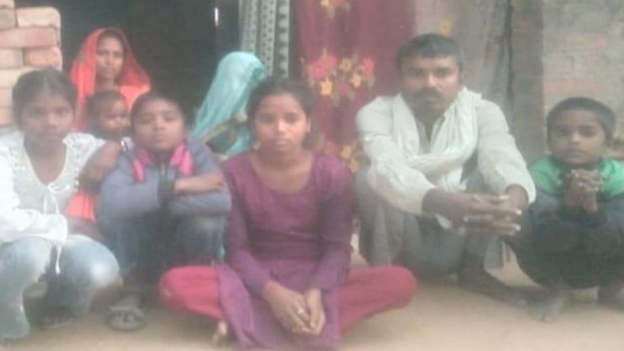 Jalaun: Tears dried up in the hope of getting a son, Santoshi returned home and cried a lot with her family