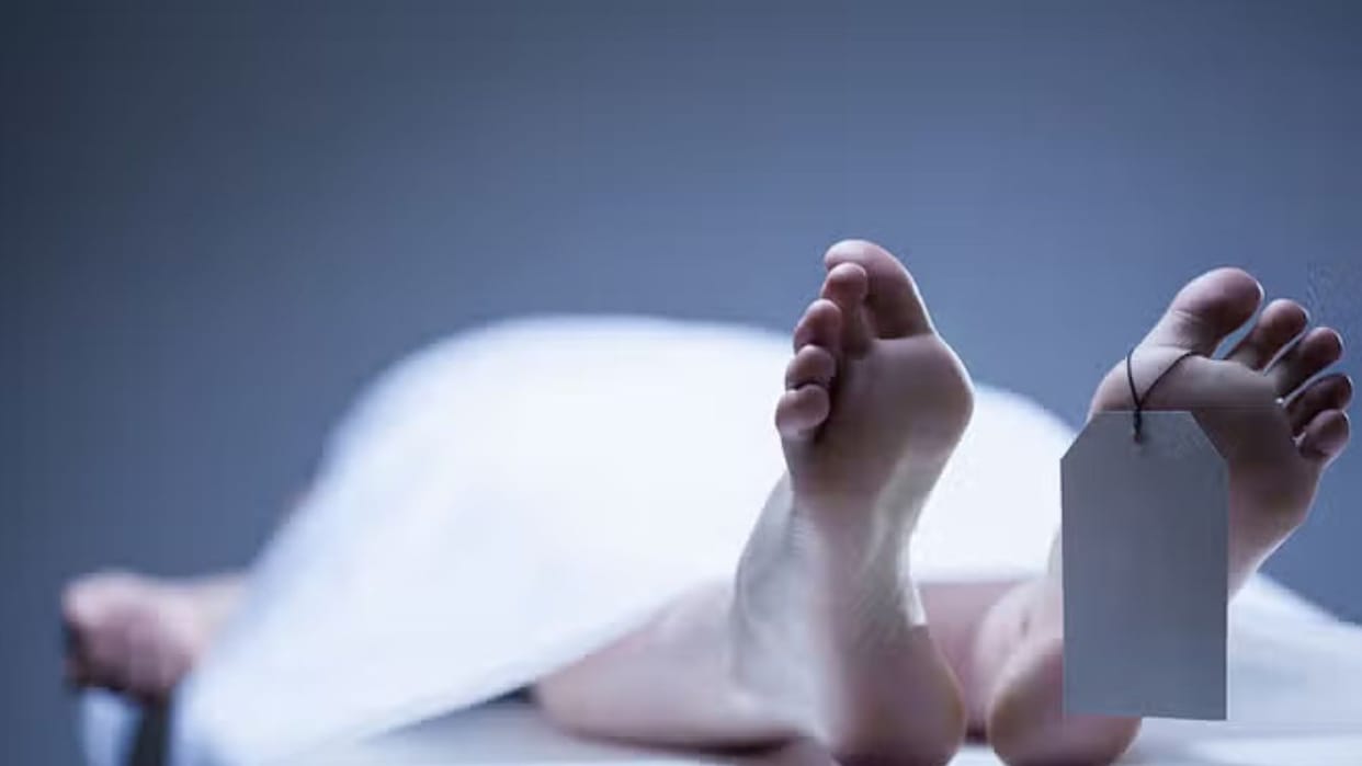 Sehore News Mother and son committed suicide by hanging themselves reason unknown police is investigating