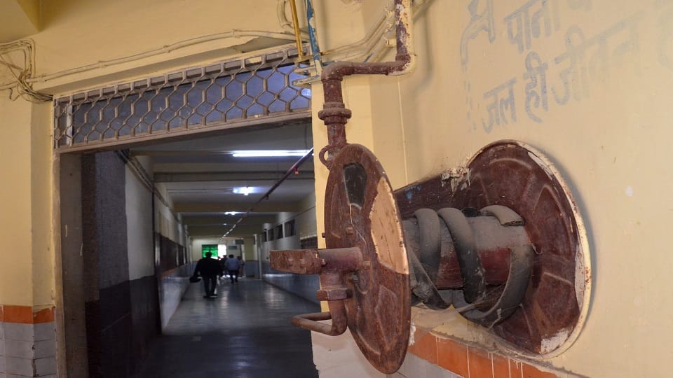 Jhansi Medical College Fire and Aligarh hospital