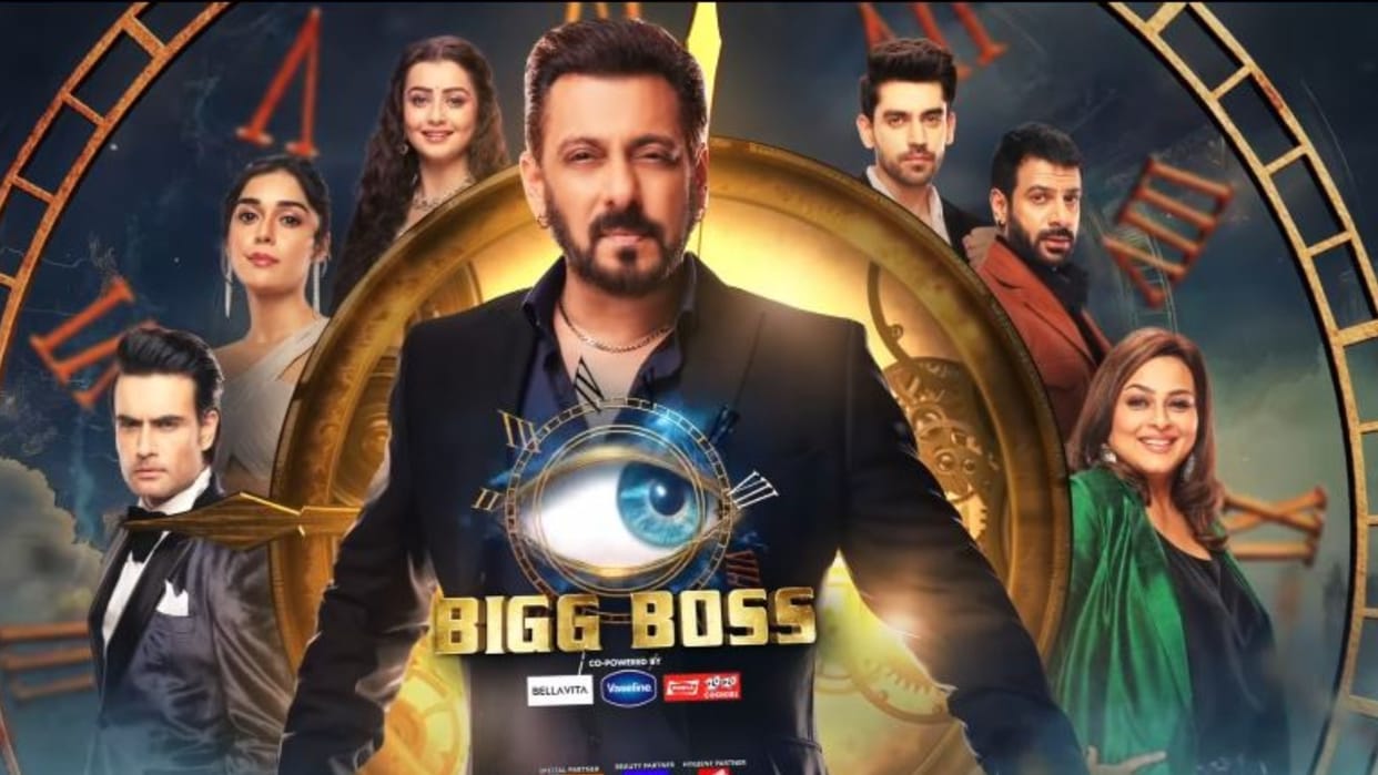 Bigg boss 18 update Vivian dsena Karan Veer Mehra War of words start again Rajat dalal make strategy