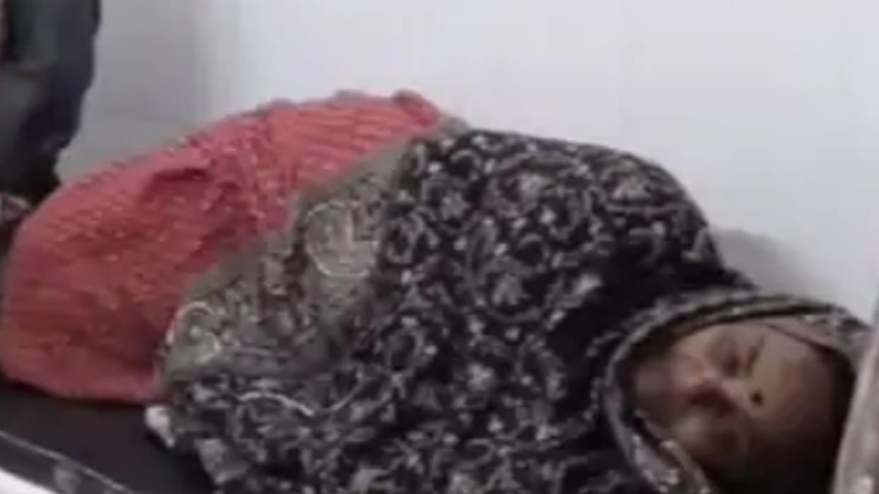 Bihar News : Female sarpanch beaten for not signing in Darbhanga, Bihar police investigation