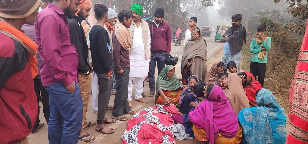 Bihar News: One dead, two in critical condition in road accident in Patna; Truck hits auto; Bihar police