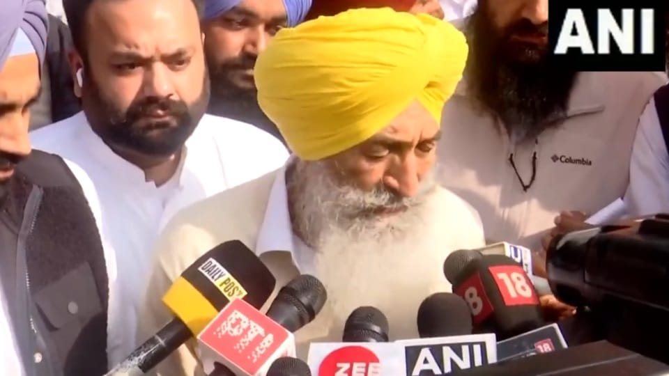 Shiromani Akali Dal Working Committee meeting today Sukhbir Badal resignation
