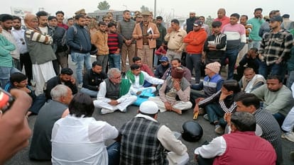Bijnor: BKU Janshakti District President's son crushed by a truck laden with sugarcane, death on the spot