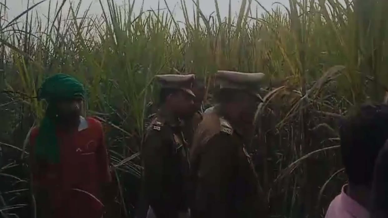Hardoi: Police could not find the missing youth in ten days, mutilated body found in sugarcane field