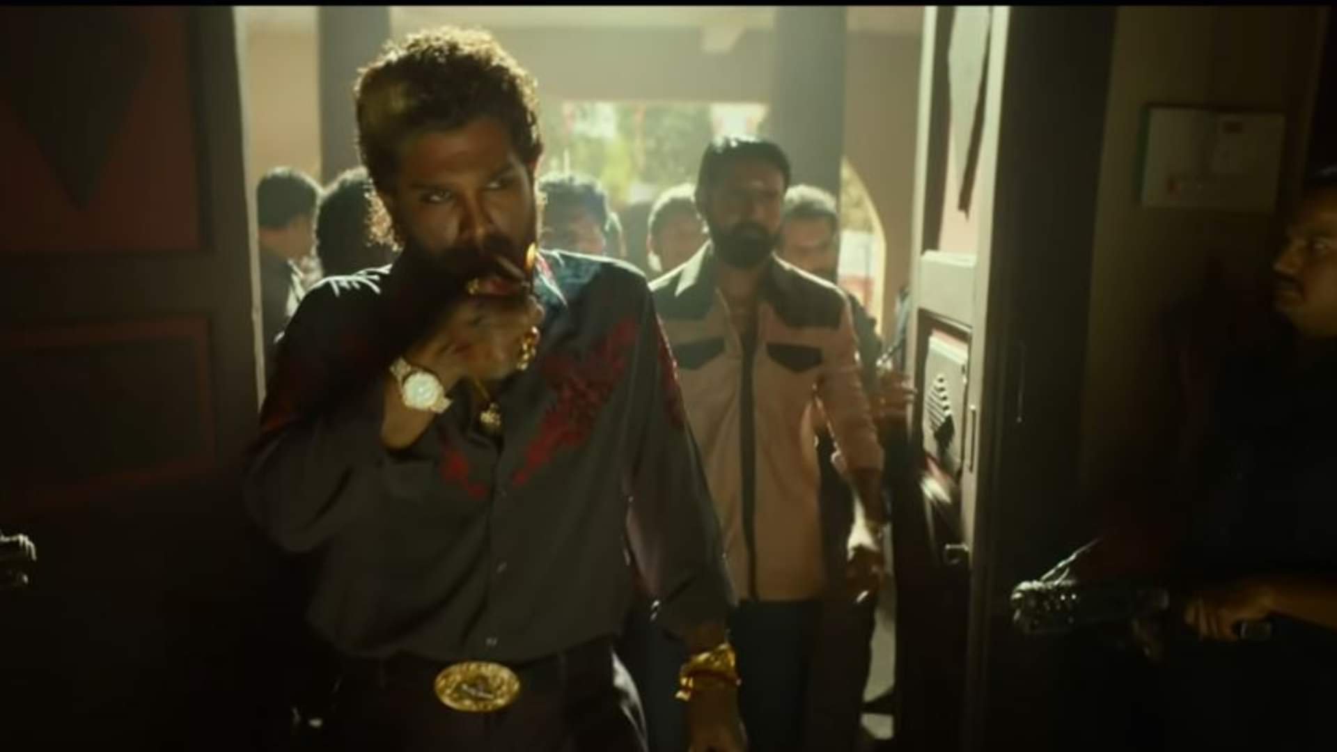 Can Allu Arjun Action Thriller Pushpa 2 gross 1000 crore rupees Rashmika Mandanna Fahadh Faasil as per report