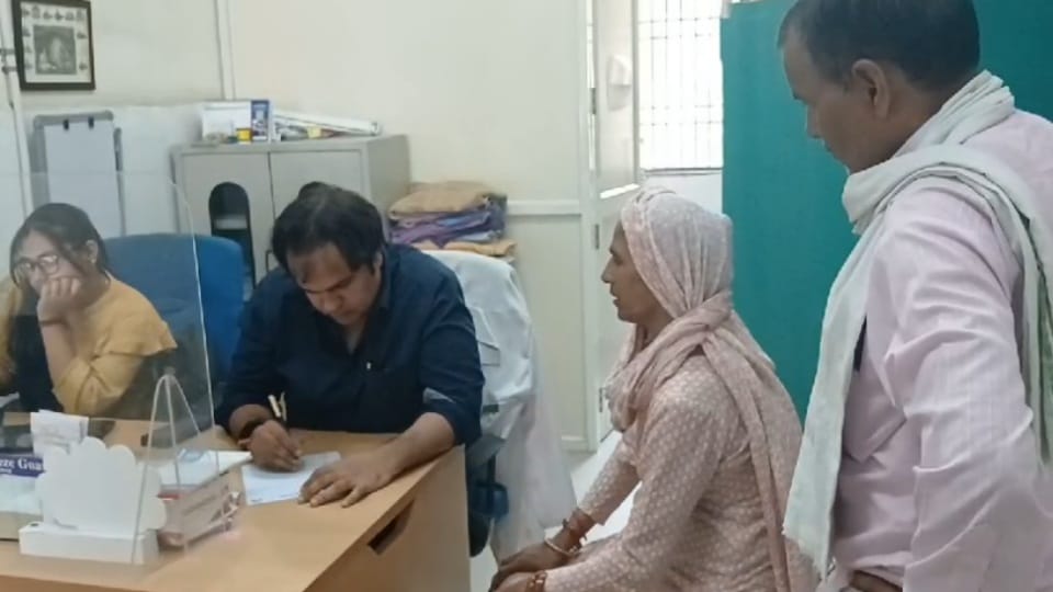 Due to air pollution patients increase Eye irritation allergy and shortness of breath in Rewari