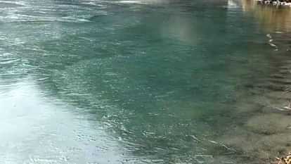 Himachal Weather: सीजन में पहली बार ताबो का पारा माइनस 9.4 डिग्री, सिस्सू झील जमी; ग्रांफू से काजा मार्ग बंद Himachal Weather Tabo temperature reached minus 9.4 degrees Sissu lake froze Gramphoo to Kaza road closed
