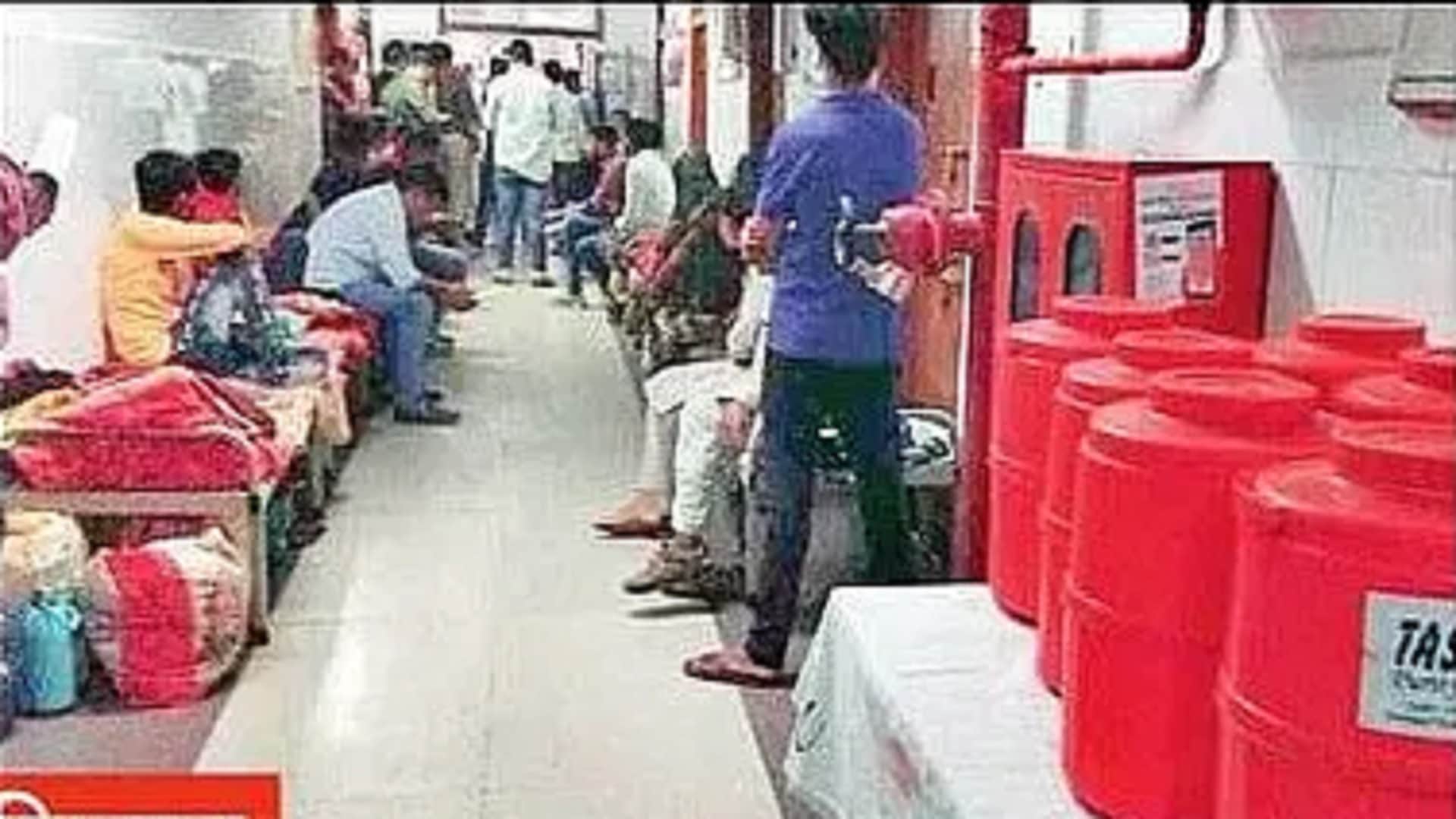 Jhansi Fire Incident From Sprinkling Lime to Setting Up Beds Sudden Arrangements Shocked Families