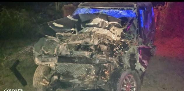 Chitrakoot road Accident Car collided with Mahua tree on the highway two people died tragically