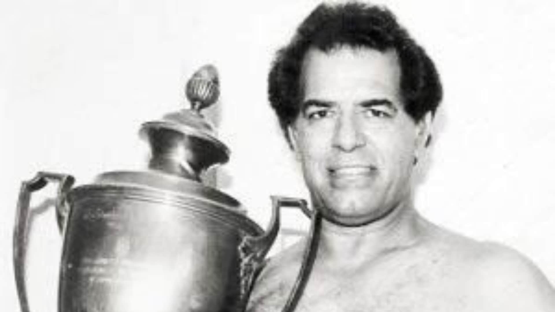 Dara Singh Birth Anniversary special know about his wrestling acting journey details of diet physique